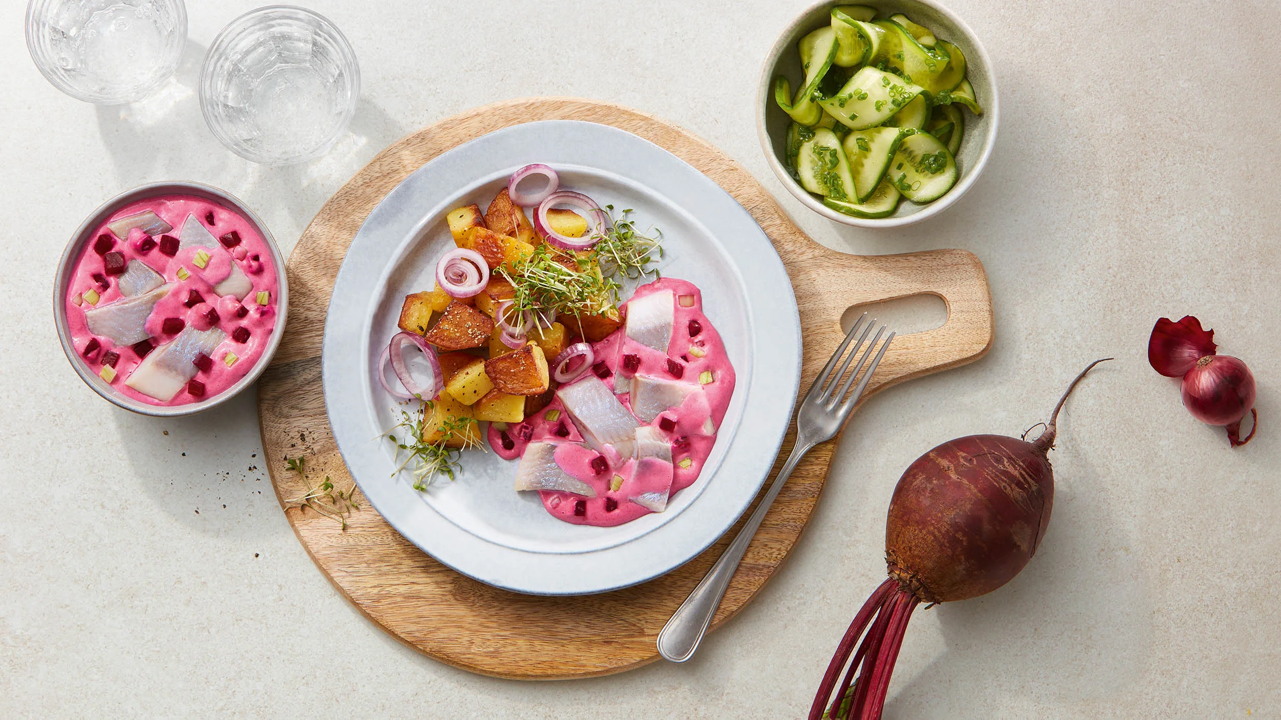 Serviervorschlag mit Heringssalat für Nadler Feinkost – Food-Fotografie für digitale Markenkommunikation